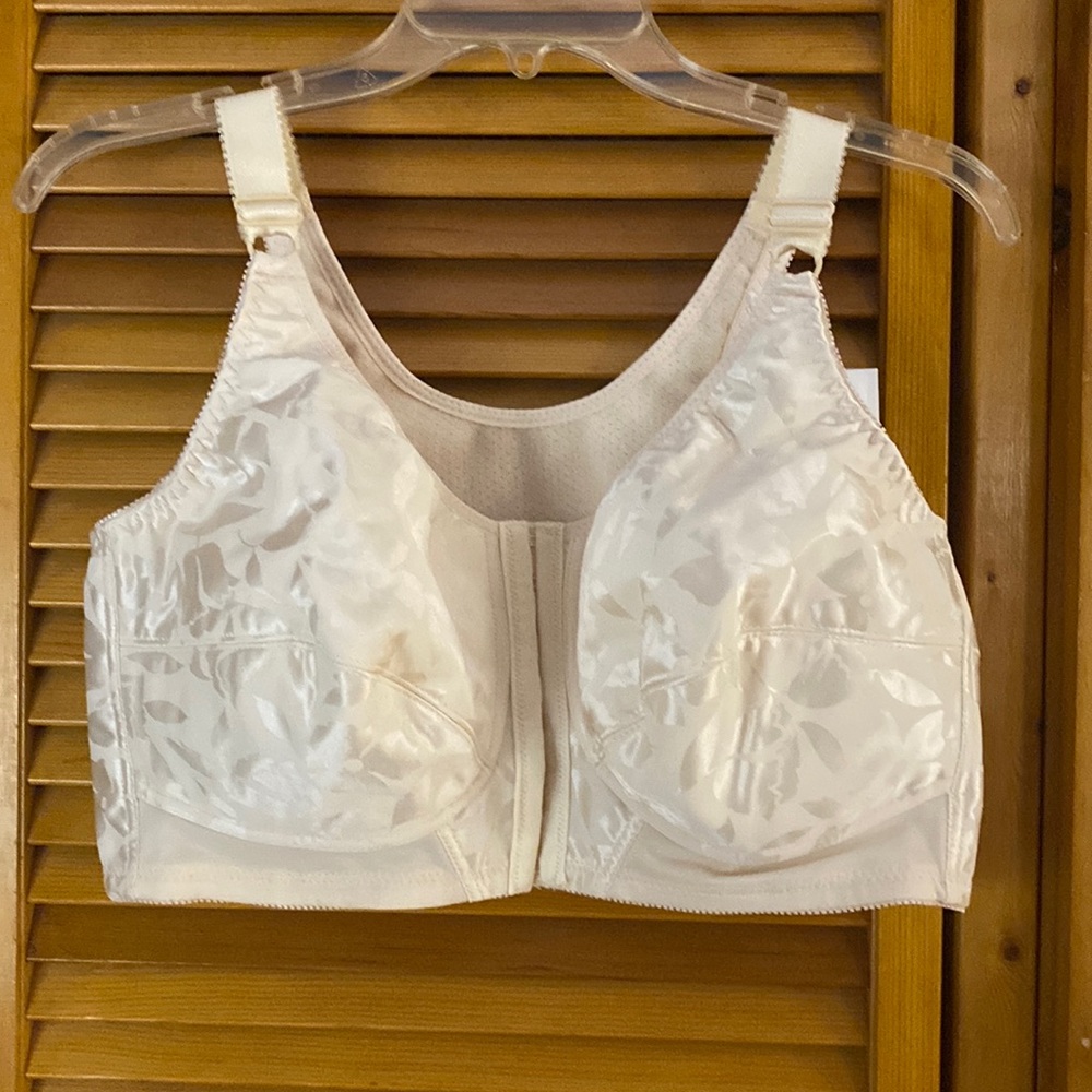 Trulife Awesome bras very comfortable wide strap